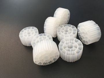 kopen Witte Hdpe-filtermedium, Plastic Filtermedium lange levensduur online manufacture