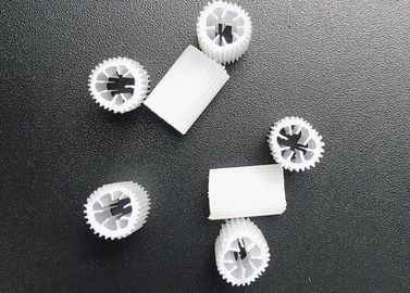 kopen Industriële Hdpe Filter Media HIPS Materiaal 5*5mm Grootte SGS-certificering Aangepaste kleur online manufacture