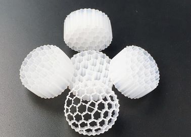 kopen Speciale formule MBBR Filtermedia met maagdelijk HDPE materiaal en witte zwarte kleur voor RAS online manufacture