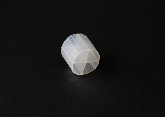 kopen PE01 Mbbr Filtermedium Witte kleur Oppervlakte 800m2/m3 online manufacture