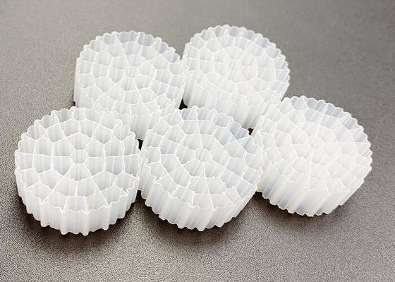 kopen Virgin HDPE IFAS Technology MBBR Floating Filter Media Wit Kleur online manufacture