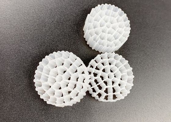 kopen Virgin HDPE 25*10MM Witkleur MBBR Plastic Filter Media Groot oppervlak online manufacture