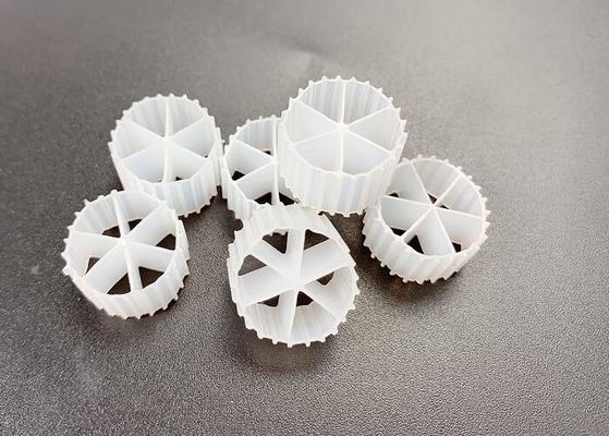 kopen Grote oppervlakte PE04 Virgin HDPE Witte kleur Mbbr Biocell Filter Media 800m2/M3 online manufacture