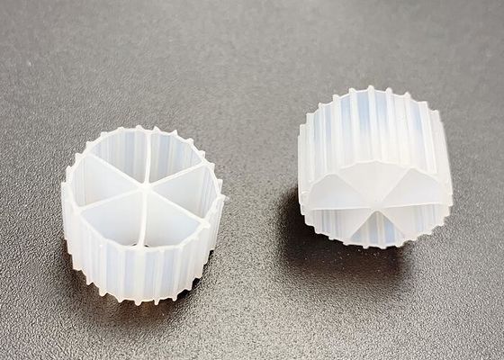 kopen IFAS HDPE Witte kleur MBBR Verplaatsbaar bed Biofilmreactor Luchtingsbak Kabelkors verwijderen online manufacture