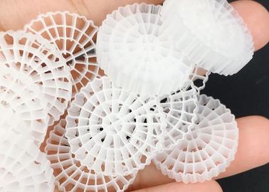 Biomassa drager K3 Mbbr Media voor biologische filtratie 25*4mm biopipe IFAS waterbehandeling witte kleur HDPE