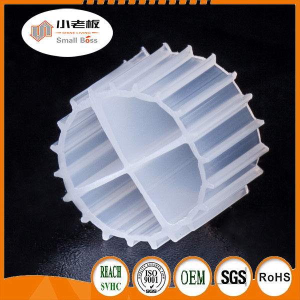 Populaire 11*7mm witte kleur en maagdelijk HDPE materiaal MBBR bio ballen voor aquaria