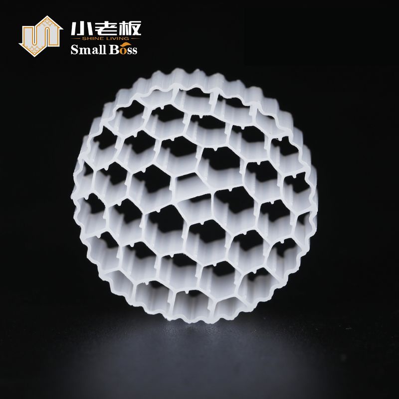 PE38 Professionele Plastic Filter Media HDPE Materiaal Aquarium Bio Media