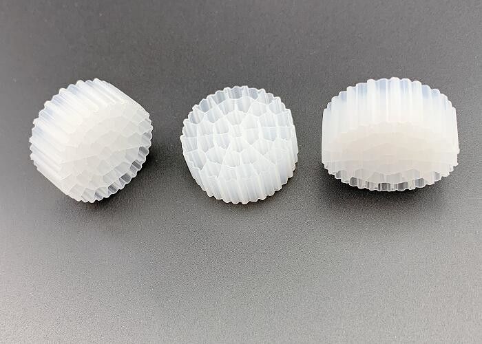 Witte kleur 25*10MM PE Mbbr Floating Filter Media