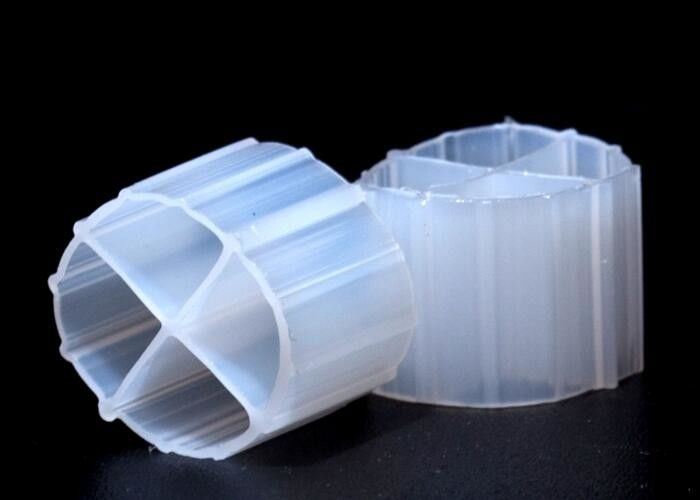 12*9mm MBBR Biofiltermedia met witte kleur en maagdelijk HDPE materiaal biopipe bioballs