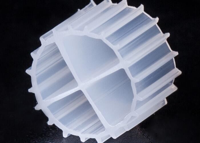 Zelfreinigende vis vijver drijvende filter media lager energieverbruik