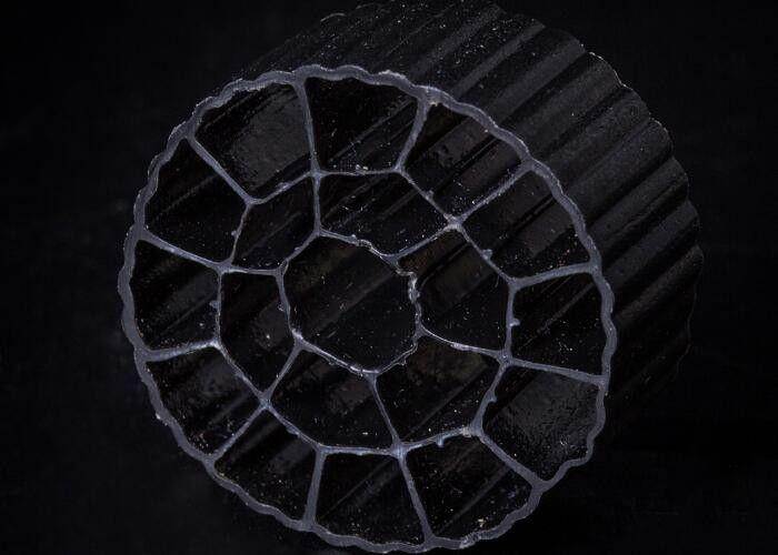 Vissenpoelen MBBR K1 Filtermedia 20 jaar lange levensduur 25 mm x 12 mm