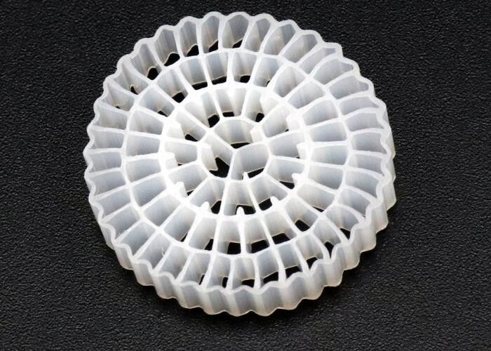 Hoge efficiëntie zwevende vijver bio-ballen filter media voor aquaria