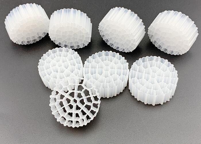 Witte kleur HDPE K1 Filtermedia PE37 Voor verbetering van de waterkwaliteit