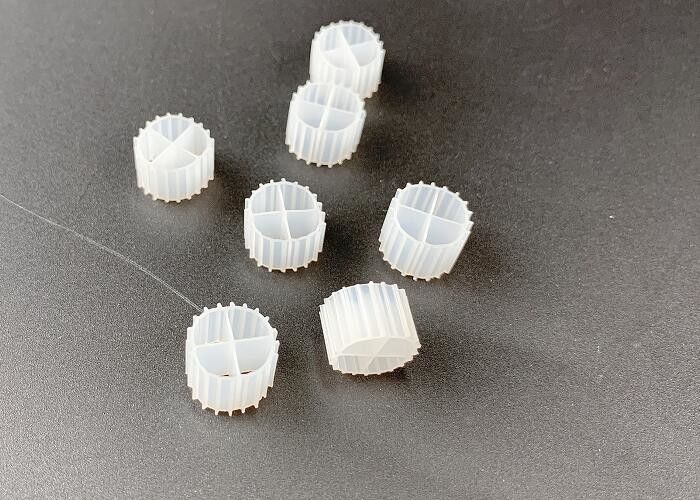 11*7mm MBBR Bio Balls Filter Media Grote oppervlakte