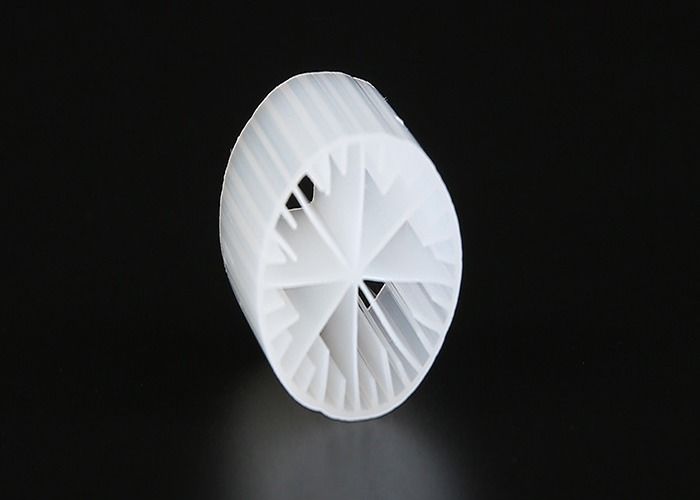 Witte kleur MBBR Filter medium 15*15mm Grootte HDPE materiaal voor afvalwaterbehandeling