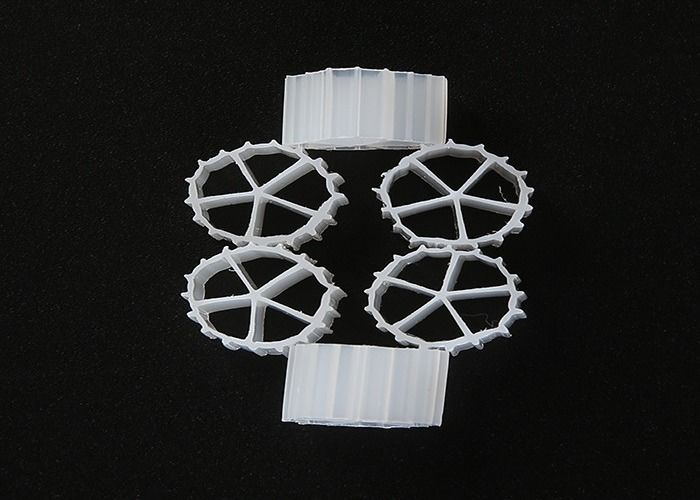 Alle kleurrijke HDPE Kaldnes K1 Filter Media Bio Film Fast 10 mm X 7 mm