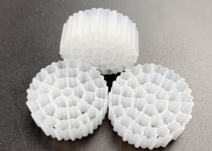 Plastic Bio Media Extrusion Pipe Biotube MBBR Kaldnes Filter Media Alle kleuren