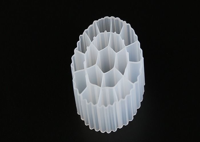 Maagde HDPE MBBR Filter Media Met Witte Kleur En Lange Levensduur Voor 35*18mm Grootte
