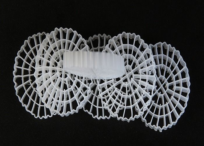 Plastic MBBR Floating K5 Bio Filter Media Hoog oppervlak voor rioolwater