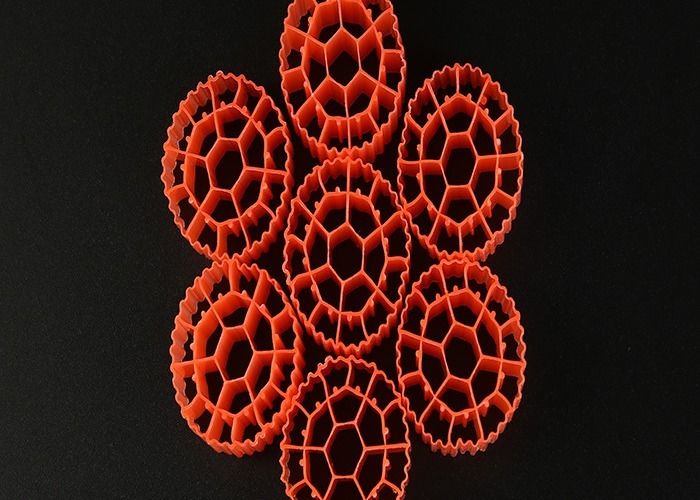 HDPE-materiaal K1 Filtermedium 25*10 mm Grootte en witte kleur Voor afvalwaterzuivering