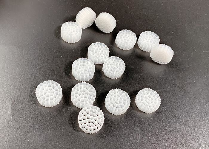 Verplaatsbaar bed Biofilmreactor Drijvende put Kaldnes Filtermedia 37 Kamers 800m2/m3