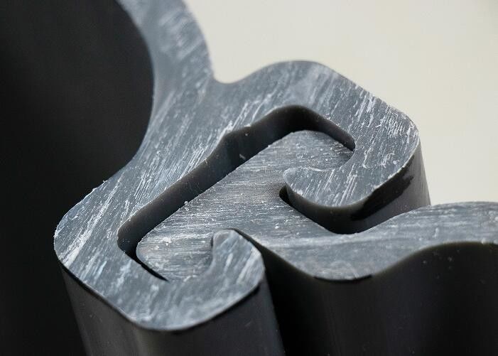 Grauwe vinyl PVC-plaat met een dikte van 10 mm U-type met extrusie